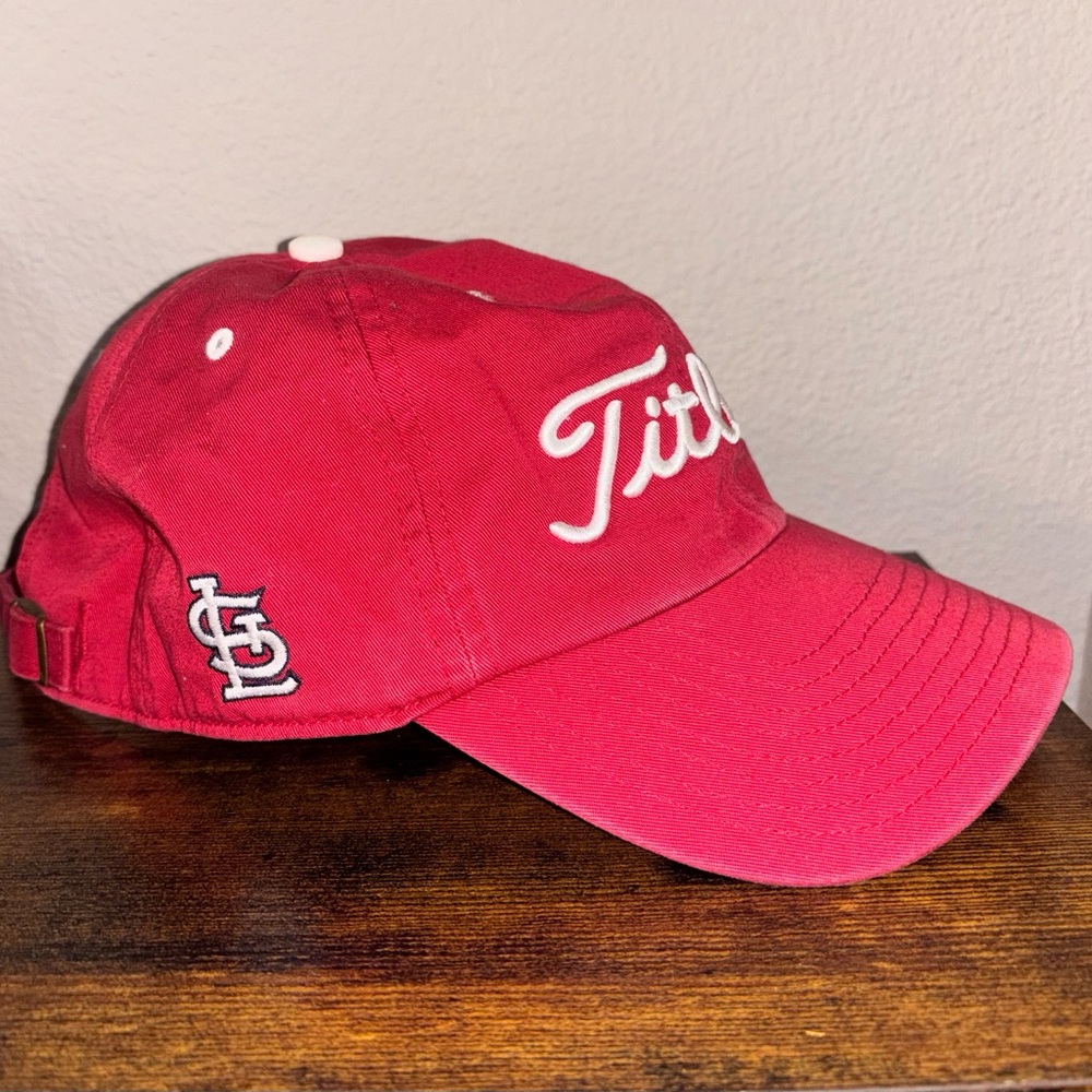 Titleist Golf St. Louis Cardinals MLB Logo Adjustable Hat, Red